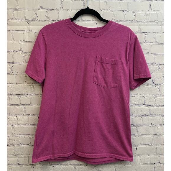 Carhartt Loose Fit T Shirt Purple Medium 8-10 Front Pocket Work Casual - Picture 1 of 5